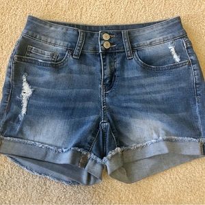 So Juniors Favorite Midi Shorts